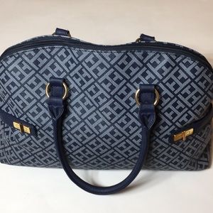 Tommy Hilfiger handbag